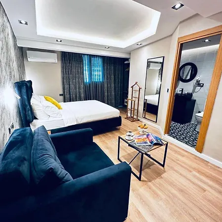 Отель Rexee 3*