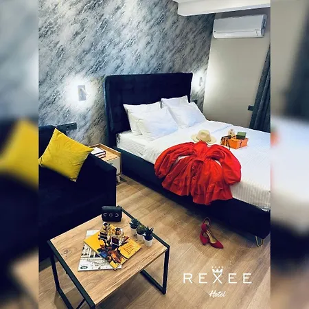 Rexee Hotell 3*