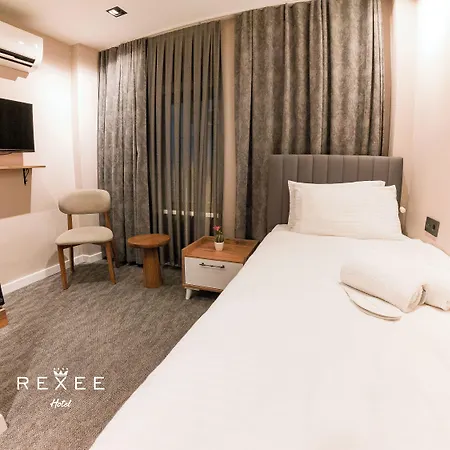 Hotell Rexee 3*