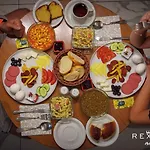 Hotel Rexee
